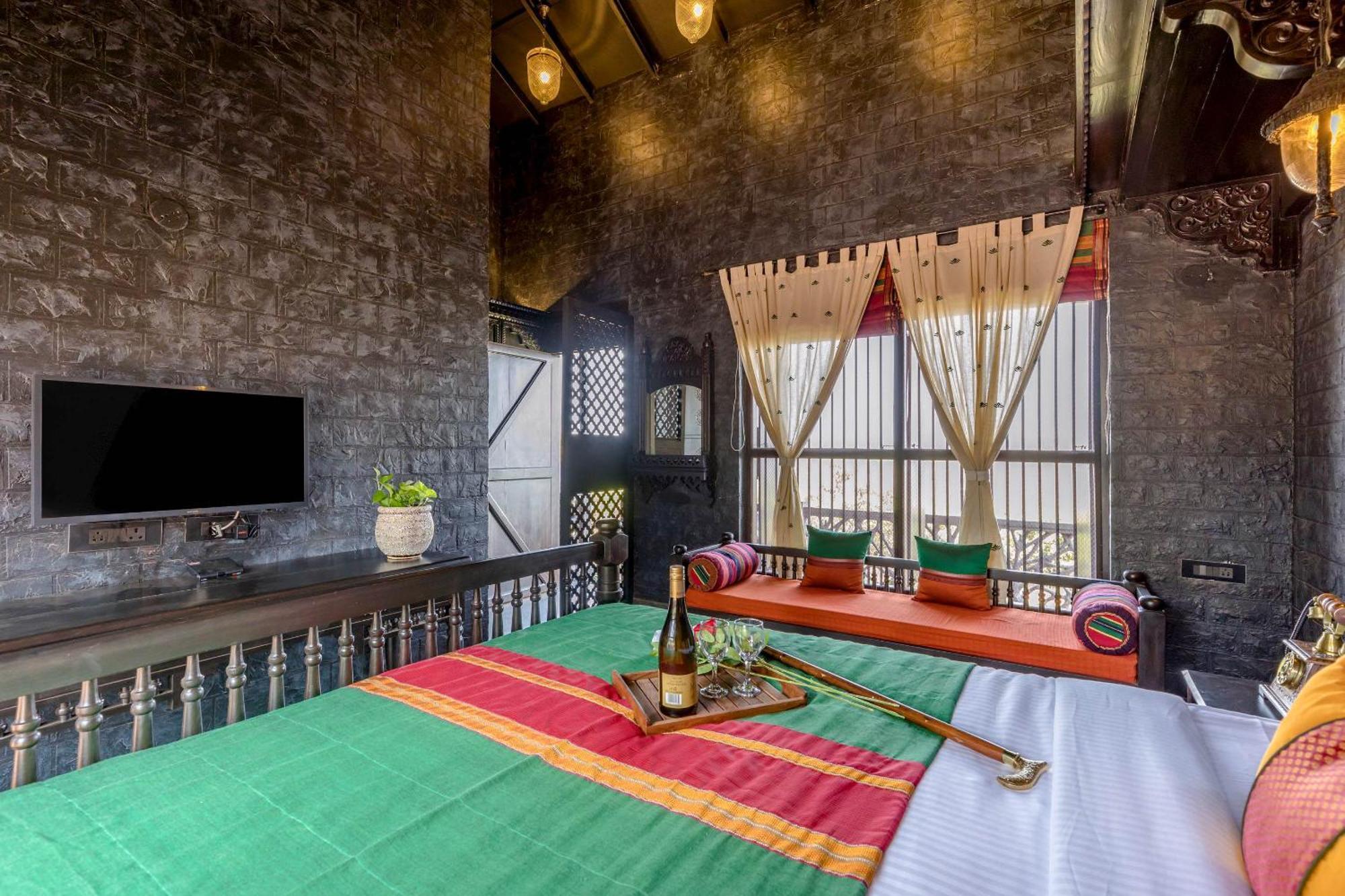 Dio Regaalo Theme Resort, Ratnāgiri Exterior foto